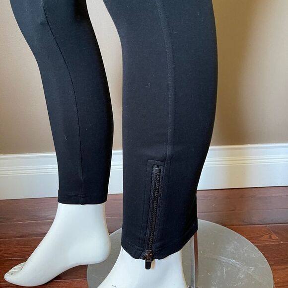 Fabletics High Waisted Leggings w/ side zipper - Picture 4 of 5